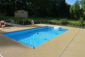Piscine domaine sery